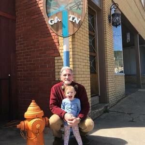 Meet your Posher, Karesa